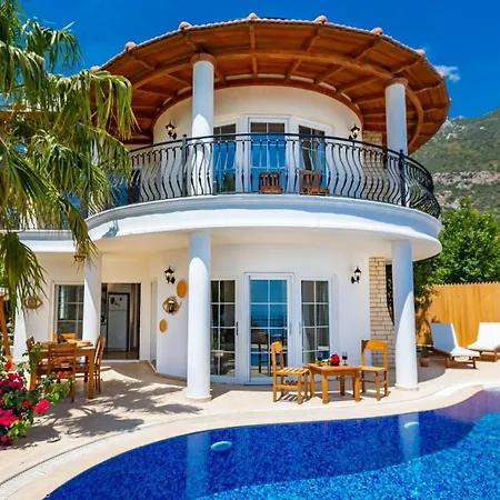 3 Bedroom Villa In Kalkan - 8880